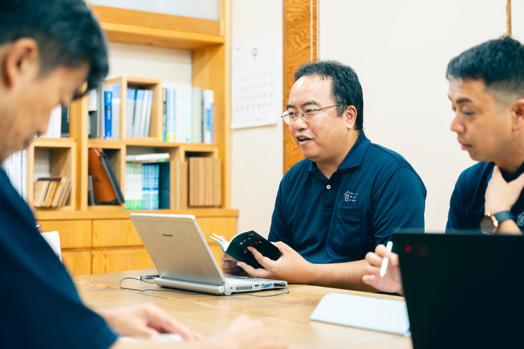 ミヤワキホーム　営業部スタッフ